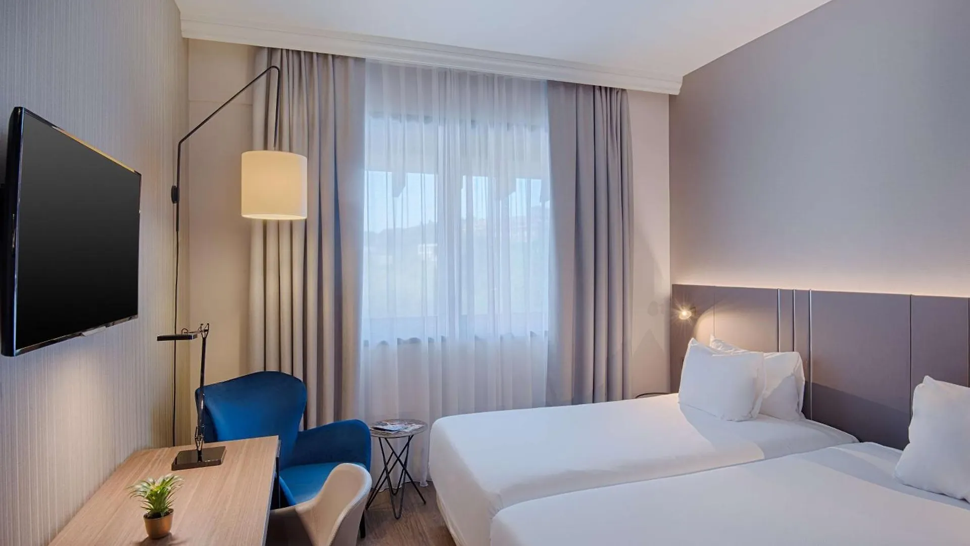 **** Otel Nh Roma Villa Carpegna İtalya